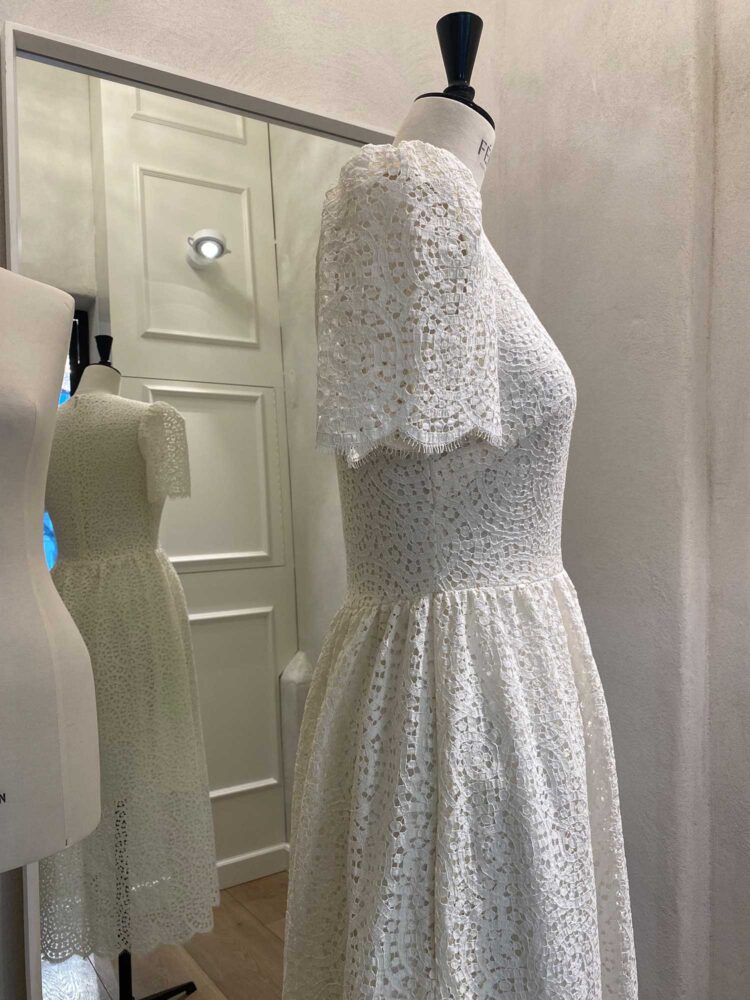 limited-isolde-midi-wedding-dress-maria-fekih-4876