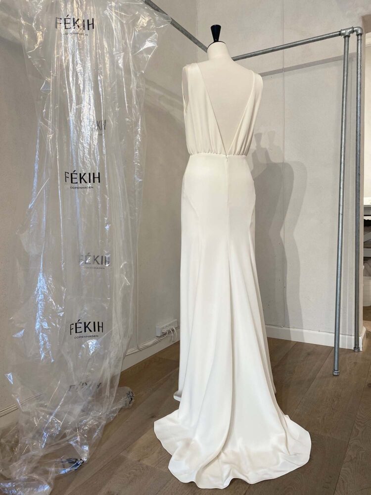 limited-ramla-effortless-wedding-dress-maria-fekih-5230